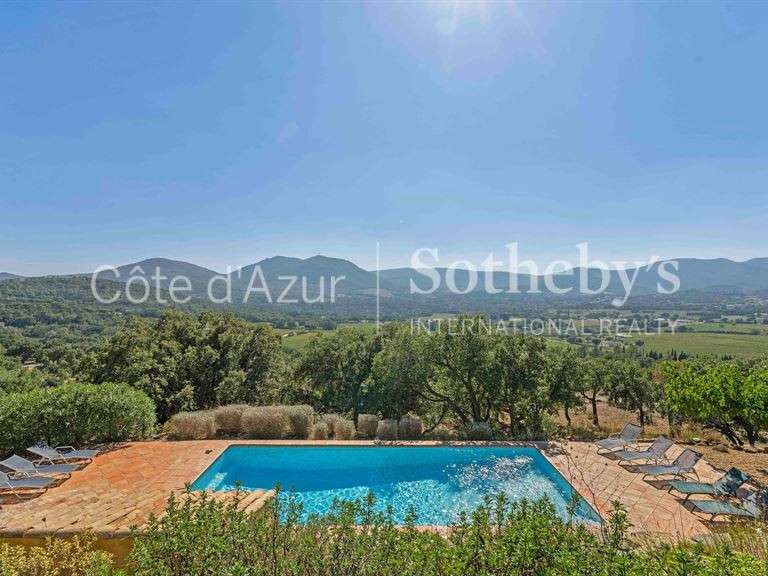 Maison Plan-de-la-Tour - 7 chambres - 275m²