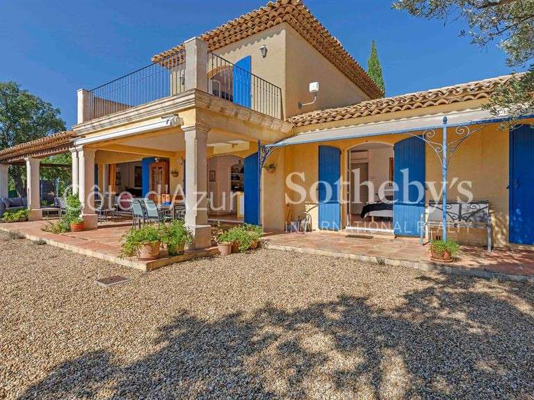 Maison Plan-de-la-Tour - 7 chambres - 275m²