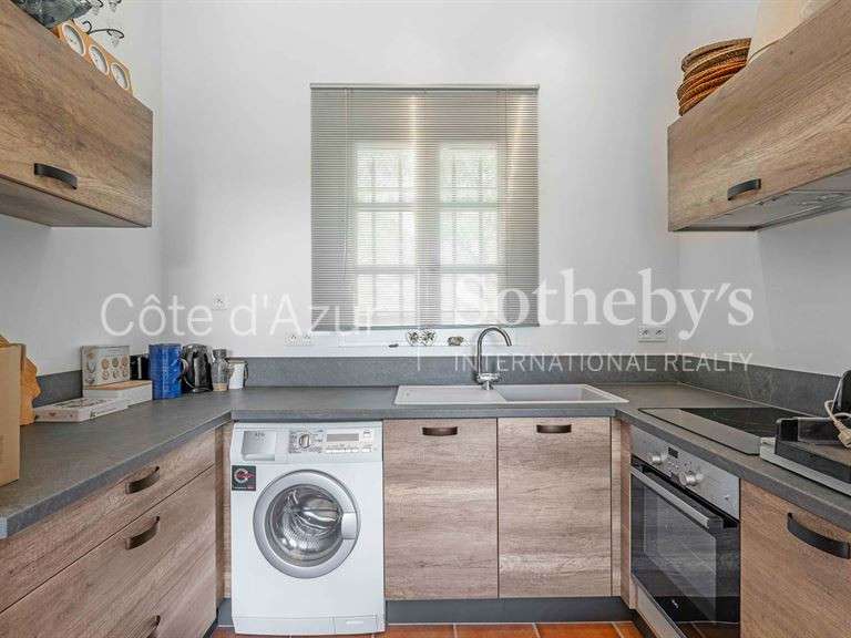 Maison Plan-de-la-Tour - 7 chambres - 275m²