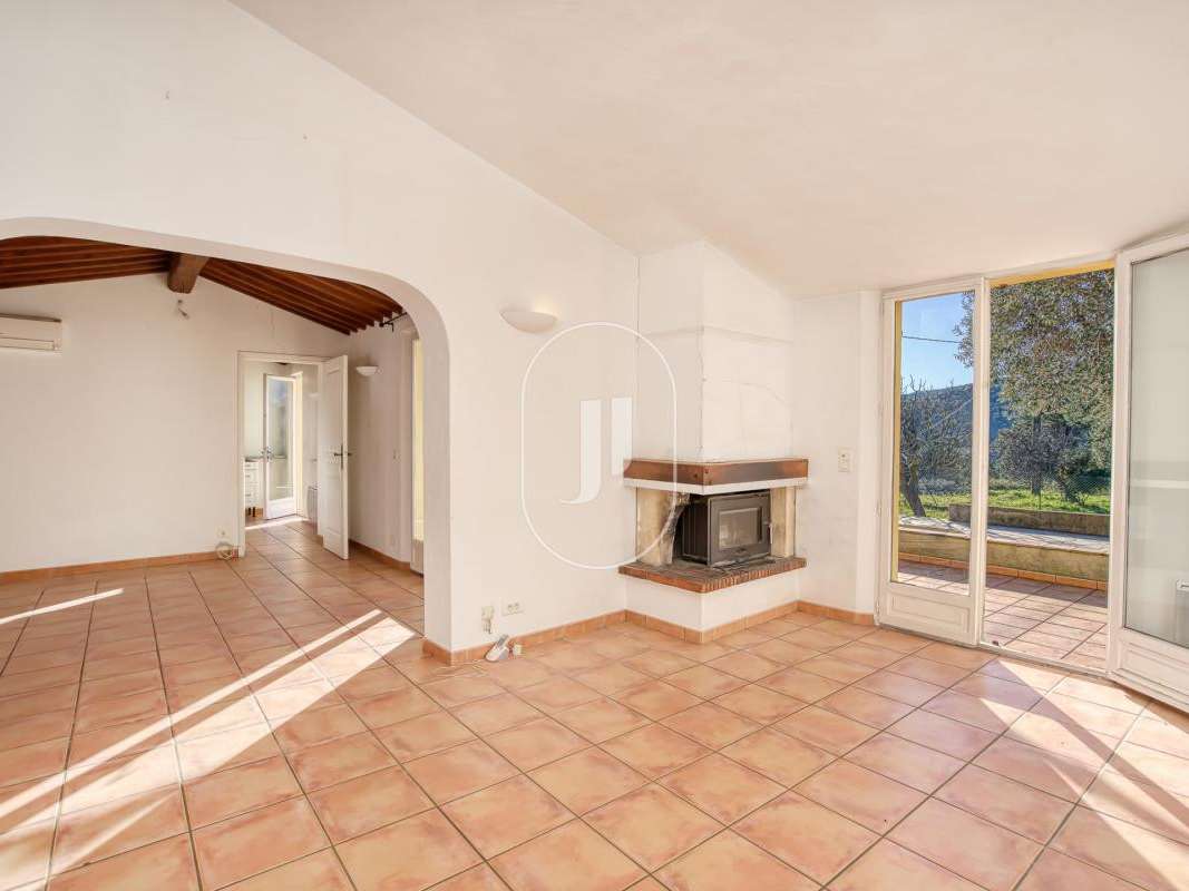 House Plan-de-la-Tour