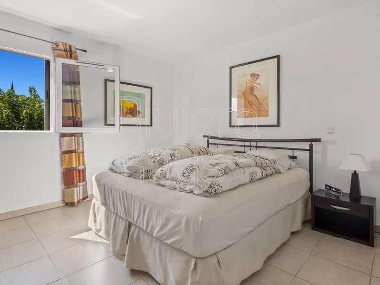 Maison Plan-de-la-Tour - 3 chambres - 101m²