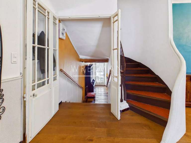 Maison Plan-de-la-Tour - 195m²