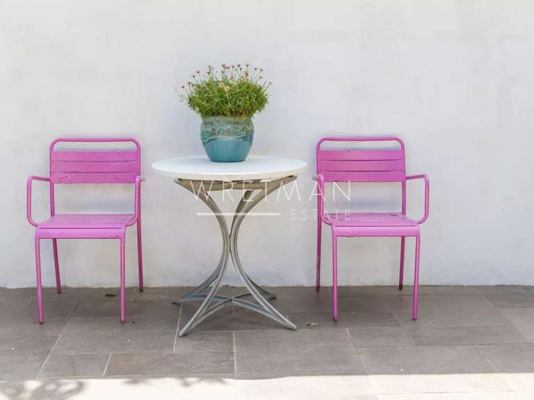 House Plan-de-la-Tour - 3 bedrooms - 195m²