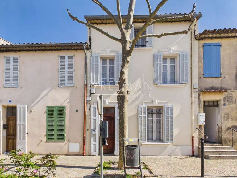 Maison Plan-de-la-Tour - 195m²