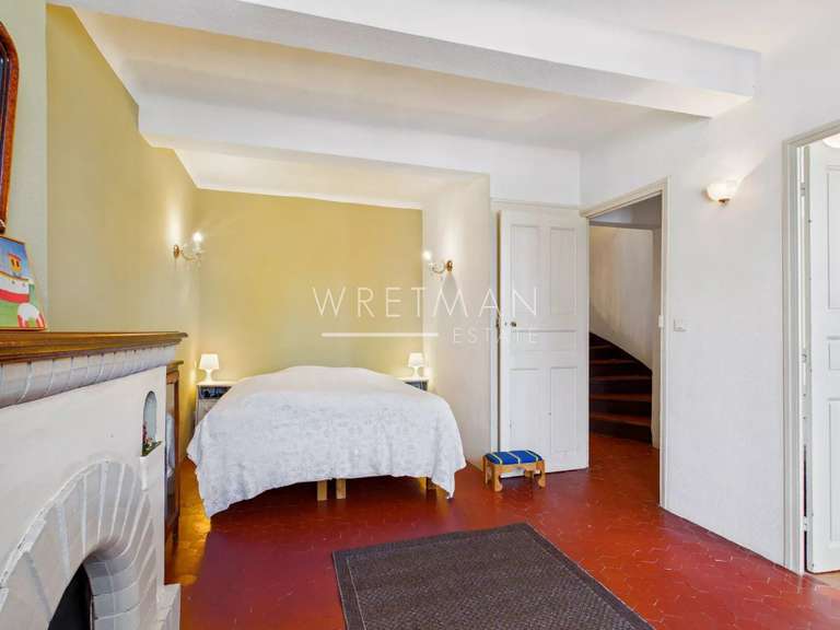 Maison Plan-de-la-Tour - 195m²