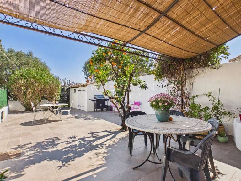 Maison Plan-de-la-Tour - 195m²