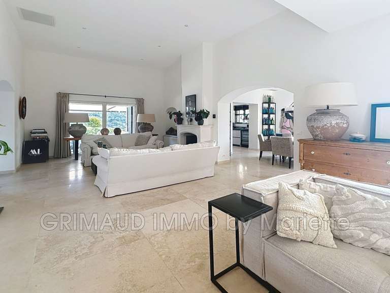 Villa Plan-de-la-Tour - 6 chambres - 270m²