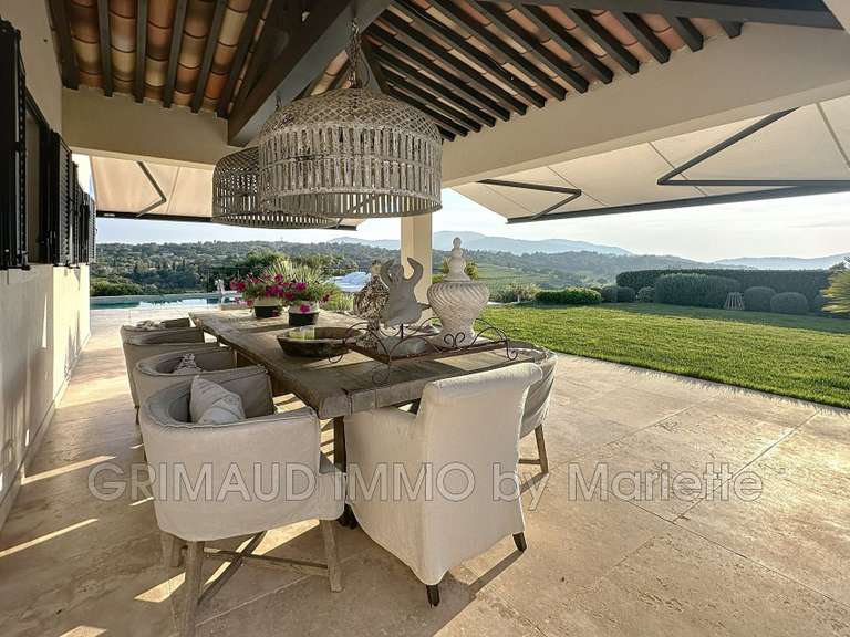 Villa Plan-de-la-Tour - 6 chambres - 270m²