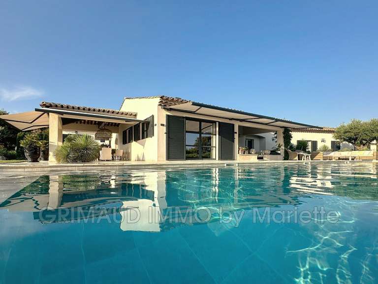 Villa Plan-de-la-Tour - 6 chambres - 270m²