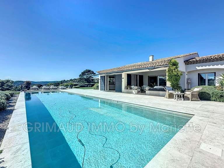 Villa Plan-de-la-Tour - 6 chambres - 270m²