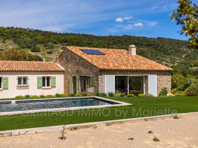 Villa Plan-de-la-Tour - 4 chambres - 195m²