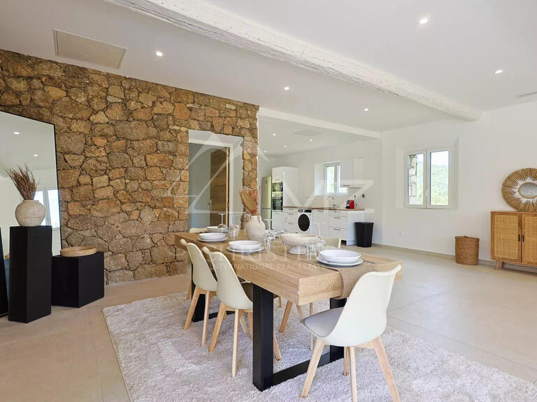 Villa Plan-de-la-Tour - 4 chambres - 193m²