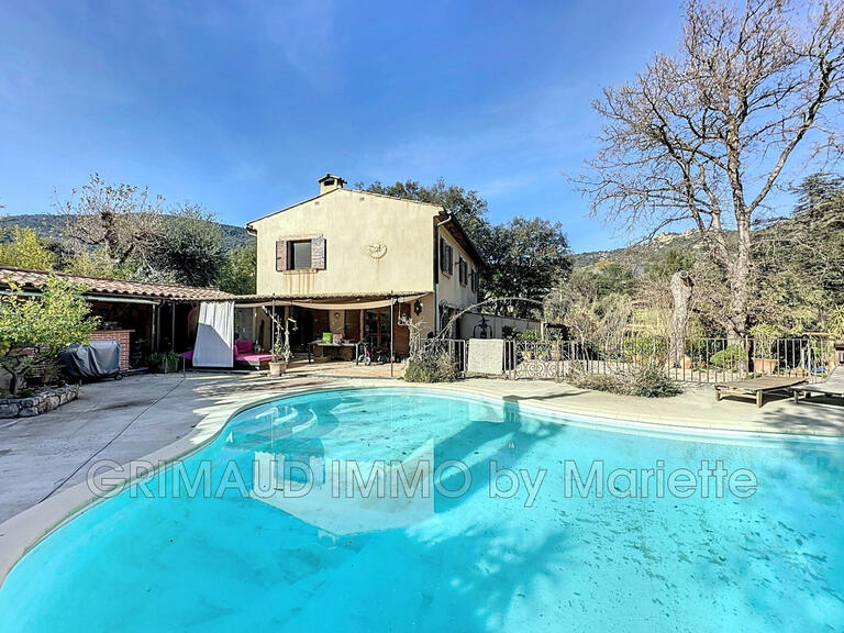 Villa Plan-de-la-Tour - 4 bedrooms - 170m²