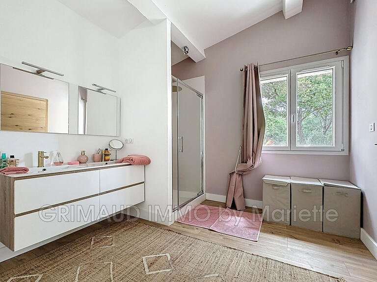 Villa Plan-de-la-Tour - 3 chambres - 175m²
