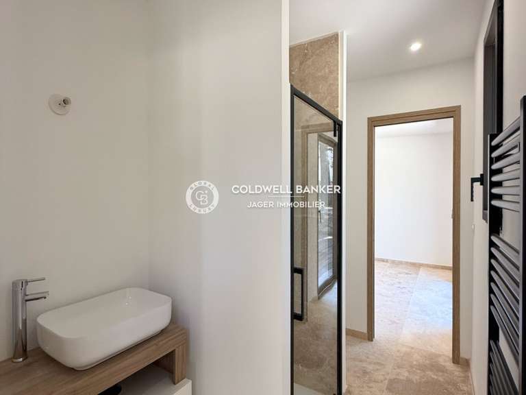 Villa Plan-de-la-Tour - 4 chambres - 235m²