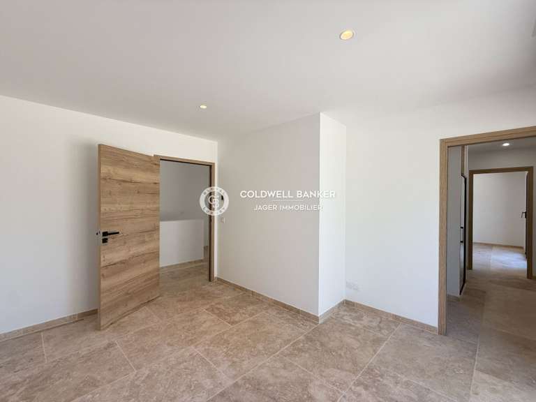 Villa Plan-de-la-Tour - 4 chambres - 235m²