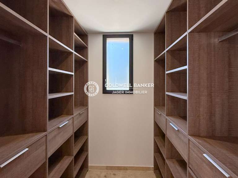 Villa Plan-de-la-Tour - 4 chambres - 235m²