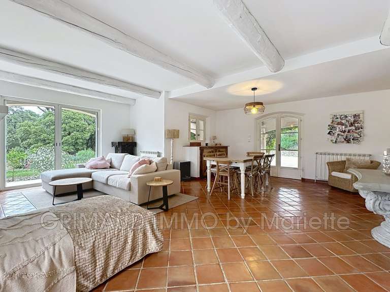 Villa Plan-de-la-Tour - 4 chambres - 185m²