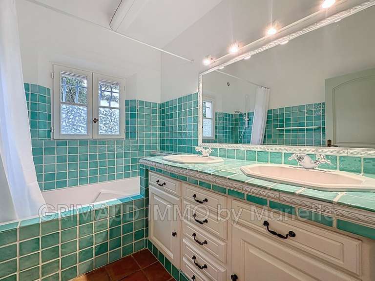 Villa Plan-de-la-Tour - 4 chambres - 185m²