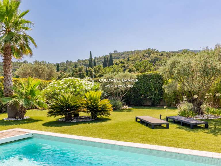 Villa Plan-de-la-Tour - 4 chambres - 164m²