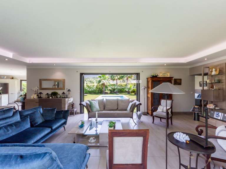 Villa Plan-de-la-Tour - 4 chambres - 164m²