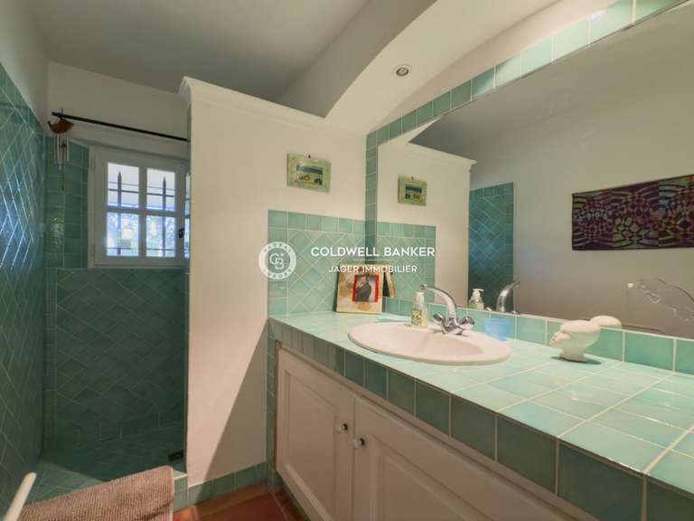 Villa Plan-de-la-Tour - 7 chambres - 275m²