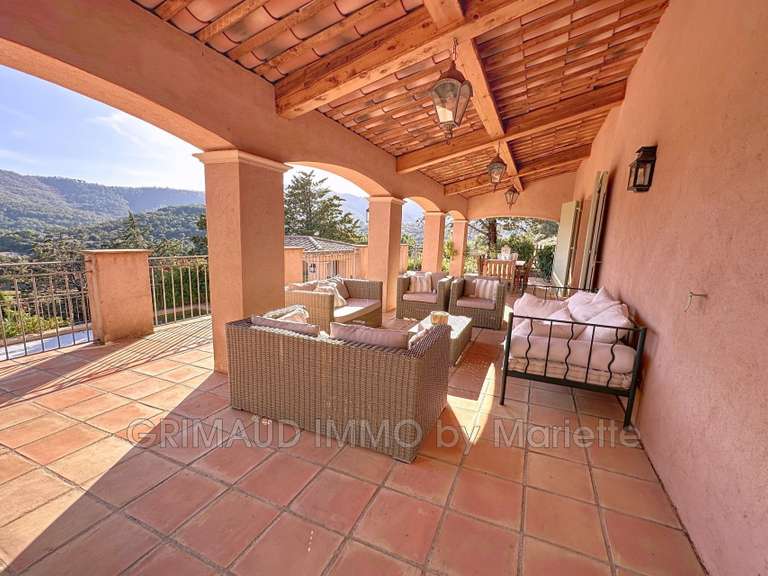 Villa Plan-de-la-Tour - 3 chambres - 124m²