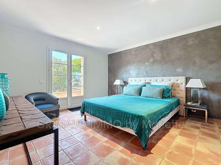 Villa Plan-de-la-Tour - 4 chambres - 200m²