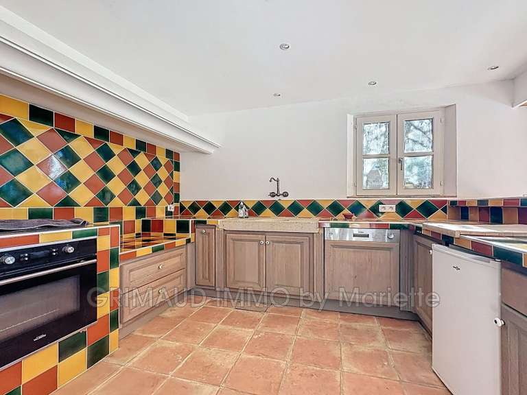 Villa Plan-de-la-Tour - 4 chambres - 200m²