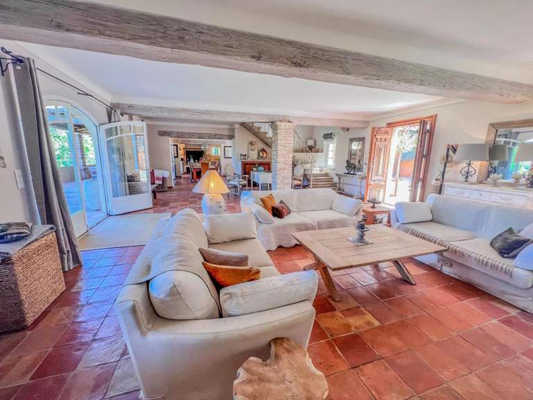 Villa Plan-de-la-Tour - 4 bedrooms - 20000m²