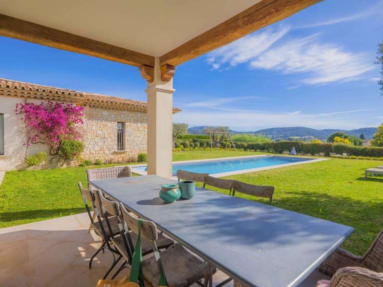 Villa Plan-de-la-Tour - 3 chambres - 200m²