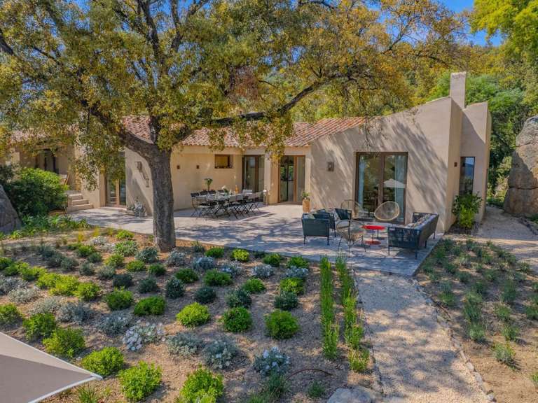 Villa Plan-de-la-Tour - 5 chambres - 280m²