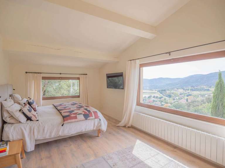 Villa Plan-de-la-Tour - 5 chambres - 280m²