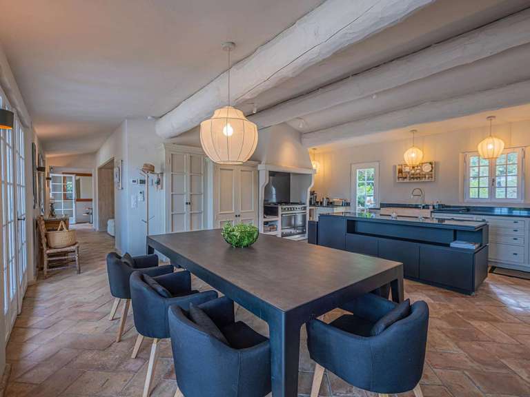 Villa Plan-de-la-Tour - 6 chambres - 260m²