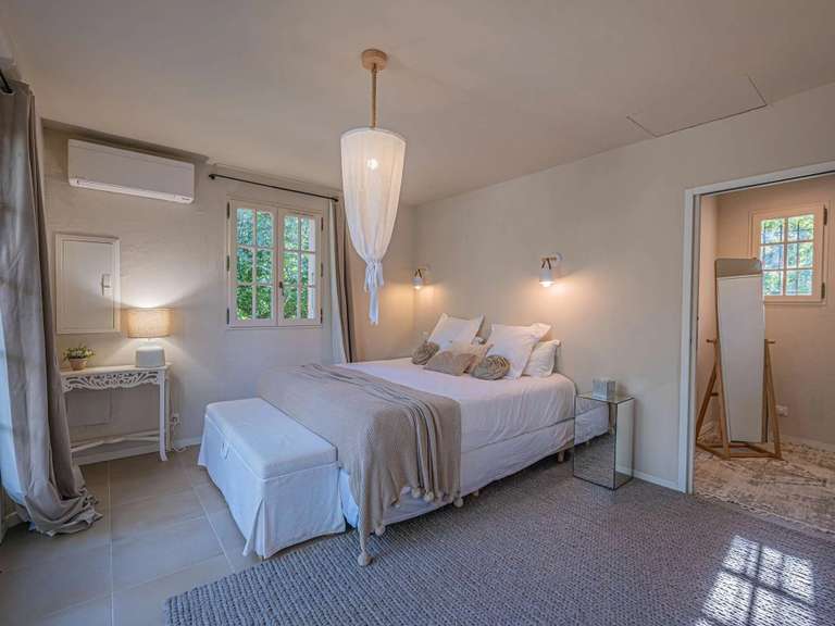 Villa Plan-de-la-Tour - 6 chambres - 260m²