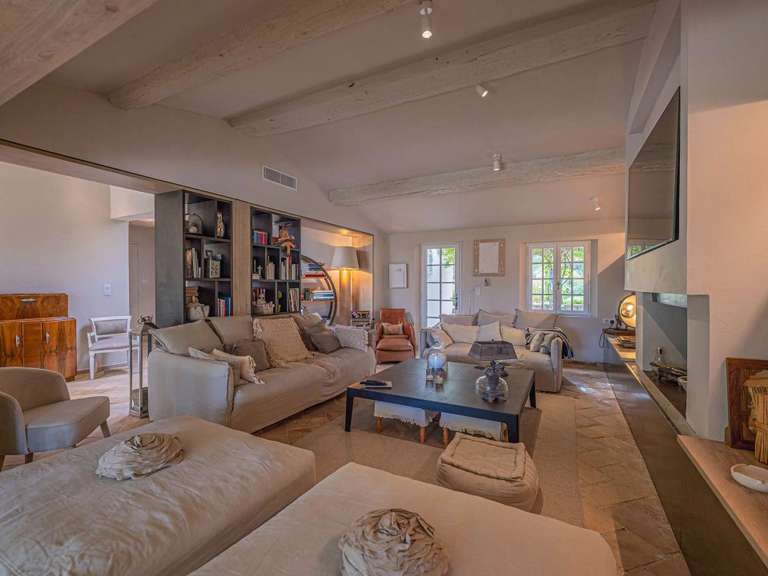 Villa Plan-de-la-Tour - 6 chambres - 260m²