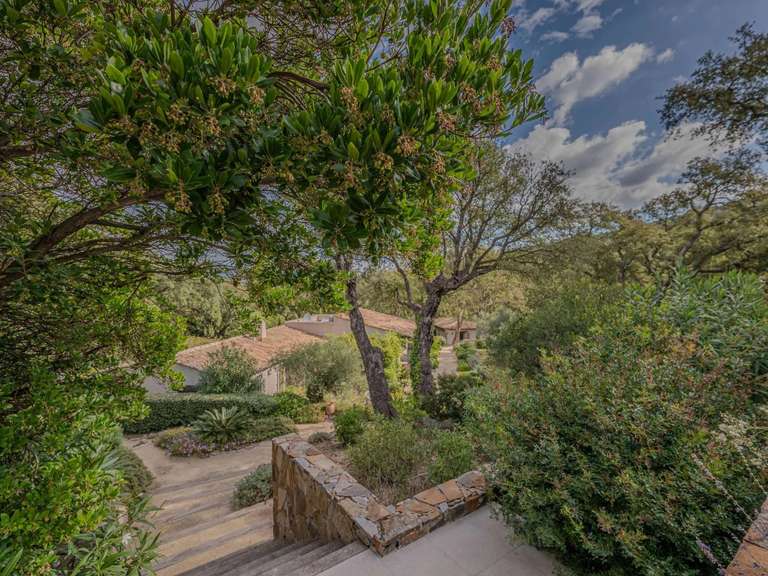 Villa Plan-de-la-Tour - 6 chambres - 260m²