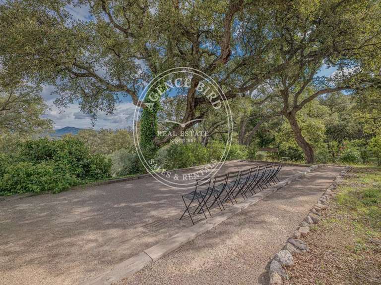 Villa Plan-de-la-Tour - 6 chambres - 260m²