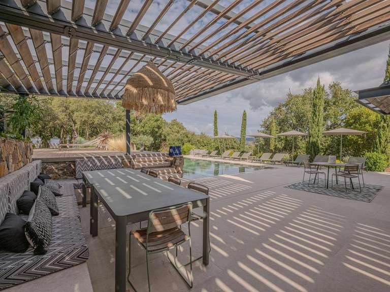 Villa Plan-de-la-Tour - 6 chambres - 260m²