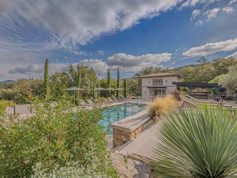 Villa Plan-de-la-Tour - 6 chambres - 260m²