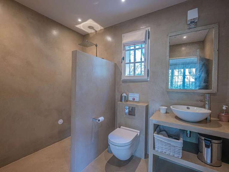 Villa Plan-de-la-Tour - 6 chambres - 260m²