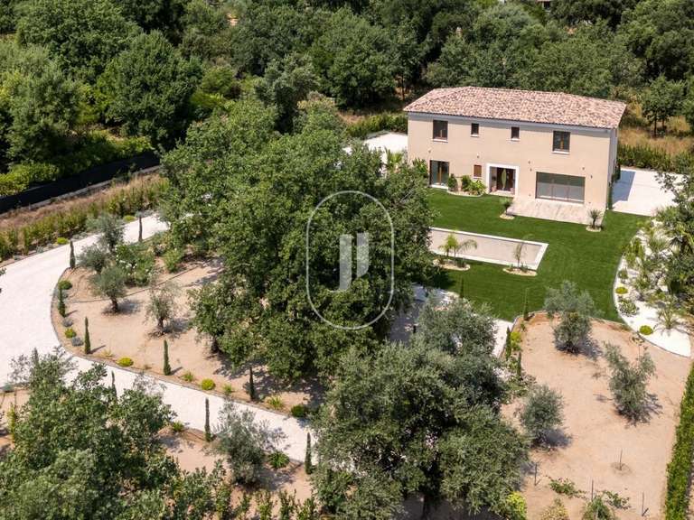 Villa Plan-de-la-Tour - 5 chambres - 190m²