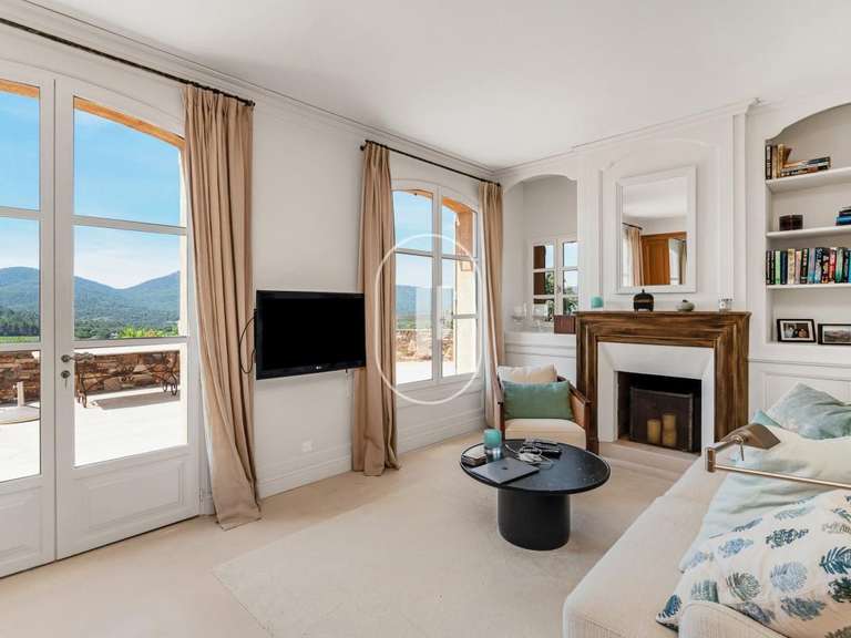 Villa Plan-de-la-Tour - 6 chambres - 400m²