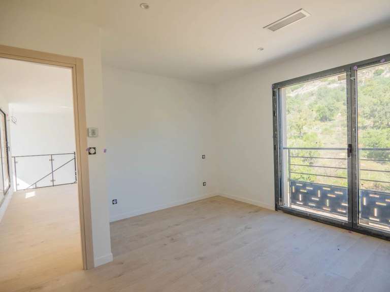 Villa Plan-de-la-Tour - 4 chambres - 240m²