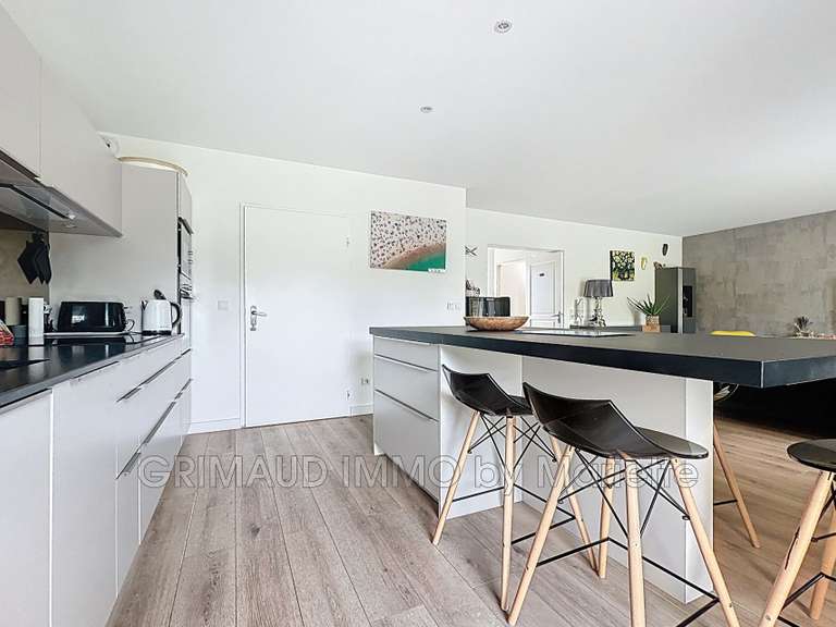 Villa Plan-de-la-Tour - 2 chambres - 87m²