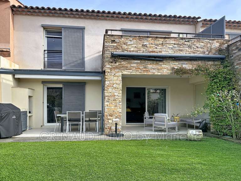 Villa Plan-de-la-Tour - 2 chambres - 87m²