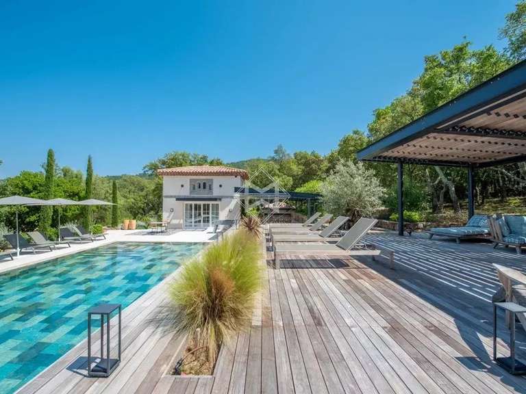 Villa Plan-de-la-Tour - 6 chambres - 270m²