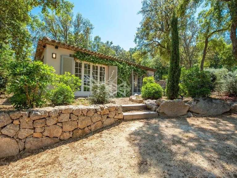 Villa Plan-de-la-Tour - 6 chambres - 270m²