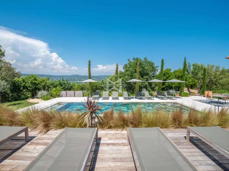 Villa Plan-de-la-Tour - 6 chambres - 270m²