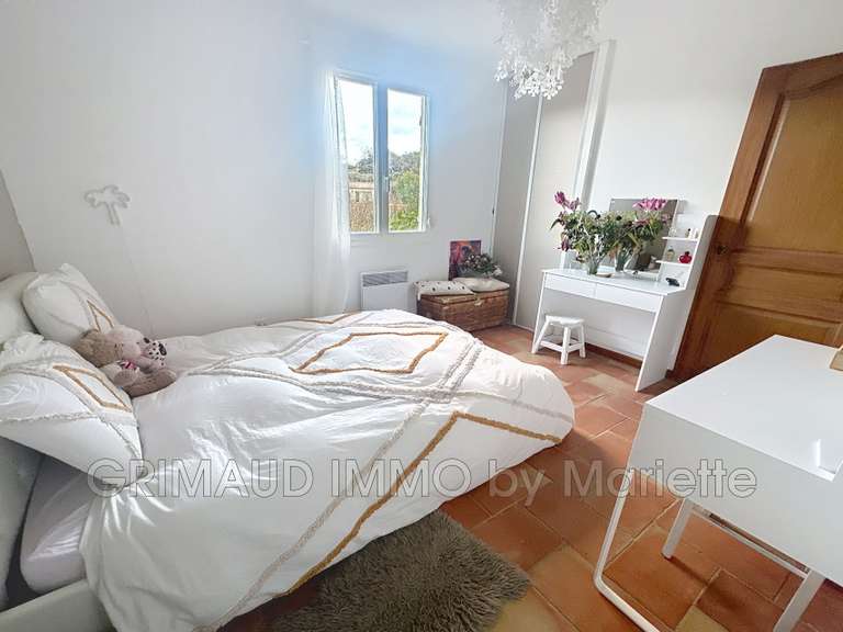 Villa Plan-de-la-Tour - 4 chambres - 138m²